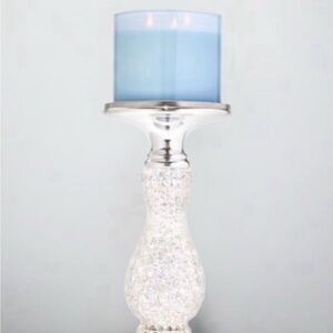 Bath & Body Works: Glitter Swirling, Light Up 3-Wick Candle Holder Pedestal.